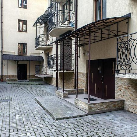 Apartamenty On Kryvonosa Лвив Екстериор снимка
